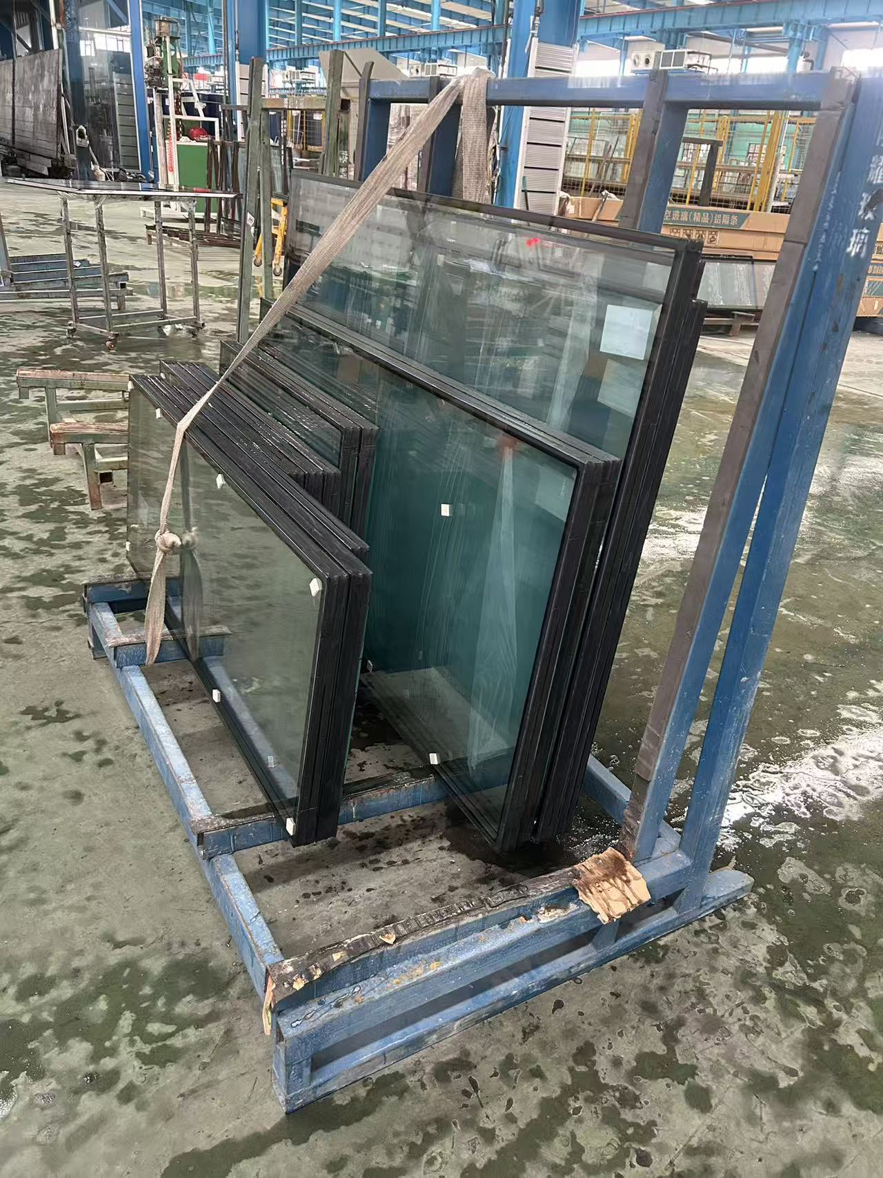 绵阳市中空玻璃源头直供钢化玻璃 - 价格